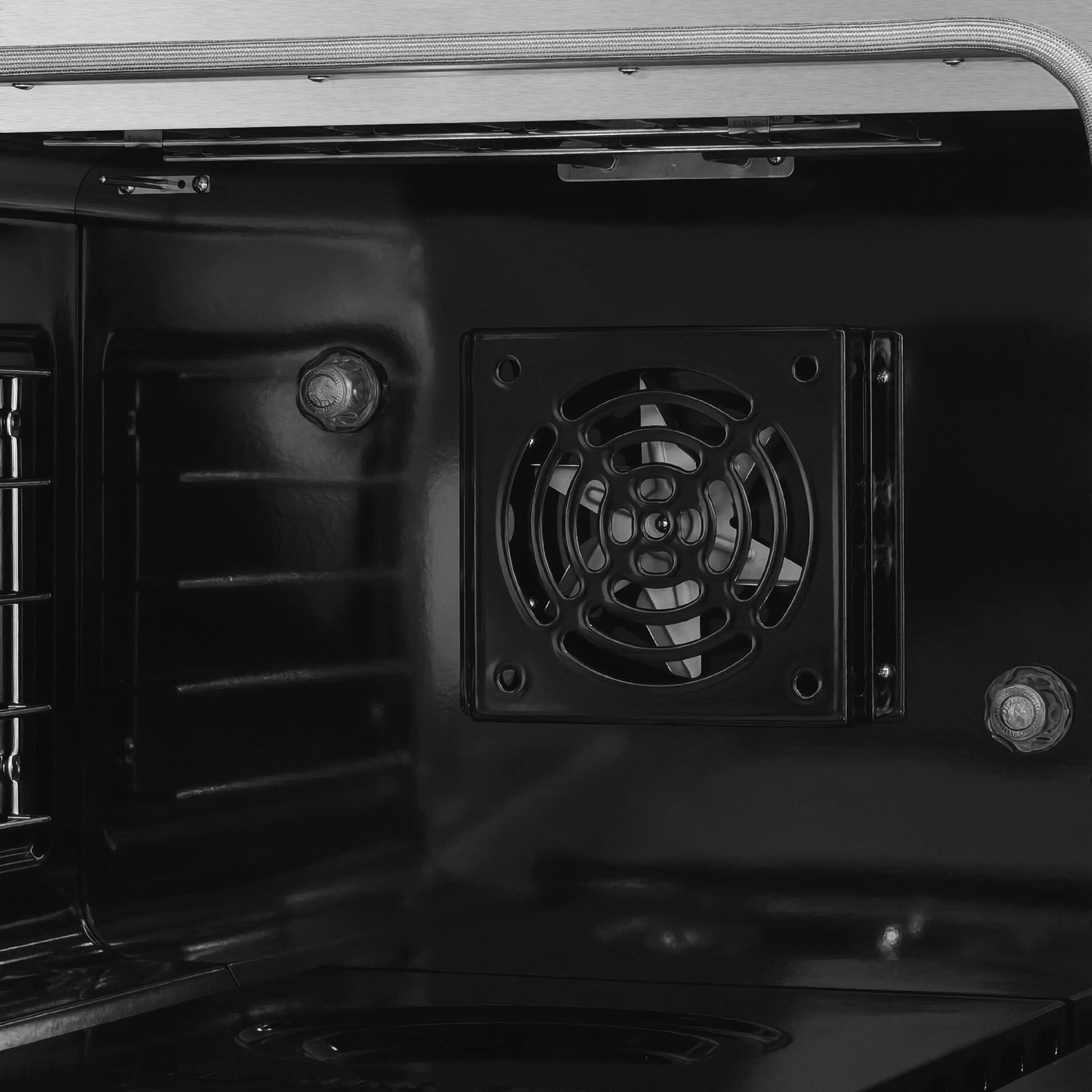 Valente 48" Dual Fuel Range in Black, 8 Sealed Burners, 94 000 BTU Cooktop Output, 6.7 Cu.Ft. Double Oven, Telescopic Racks - Forno Appliances