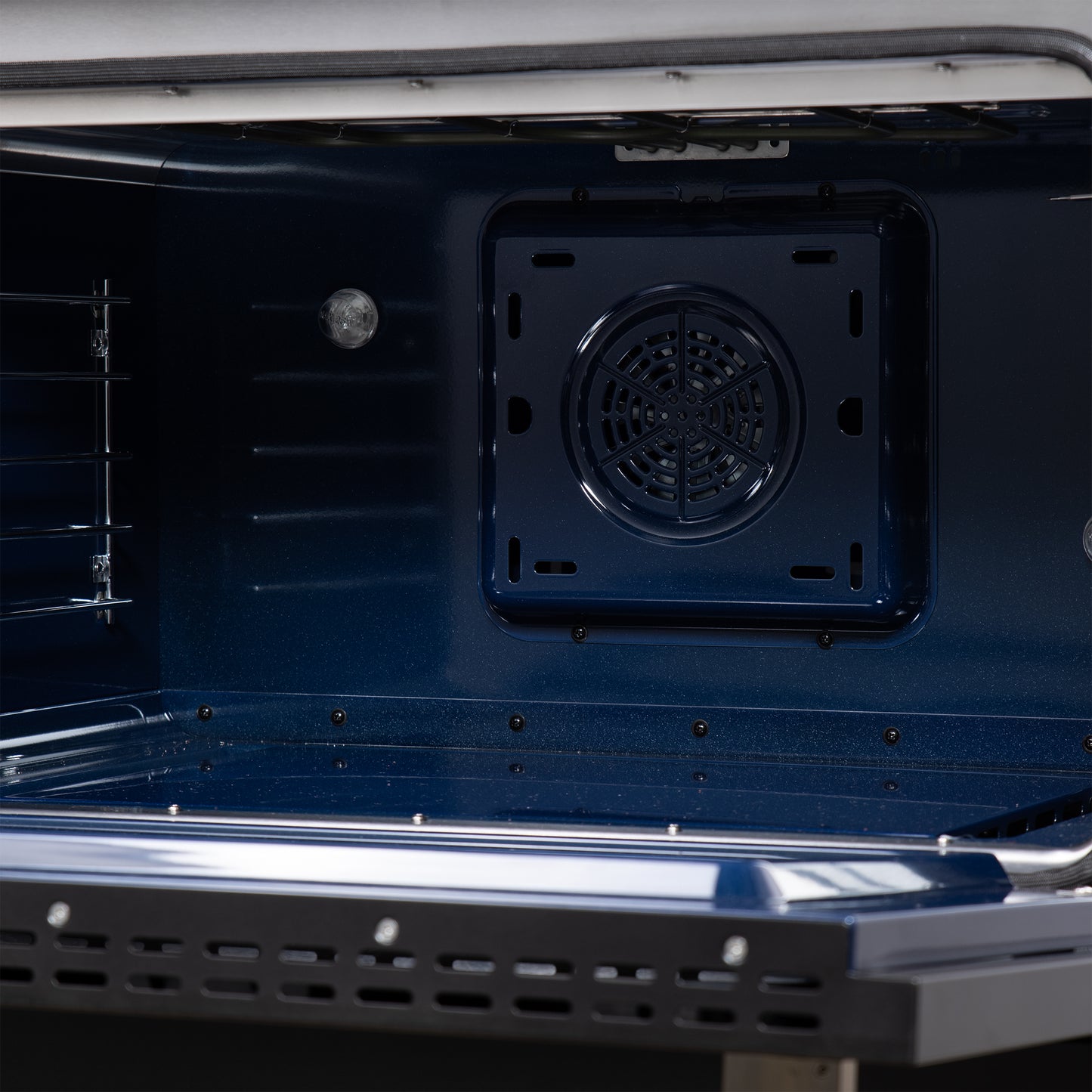 Cuisinière bi-énergie autonome Forno Massimo de 36 pouces, noire, avec accessoires en laiton antique, 6 brûleurs et four à convection de 5,36 pi³.