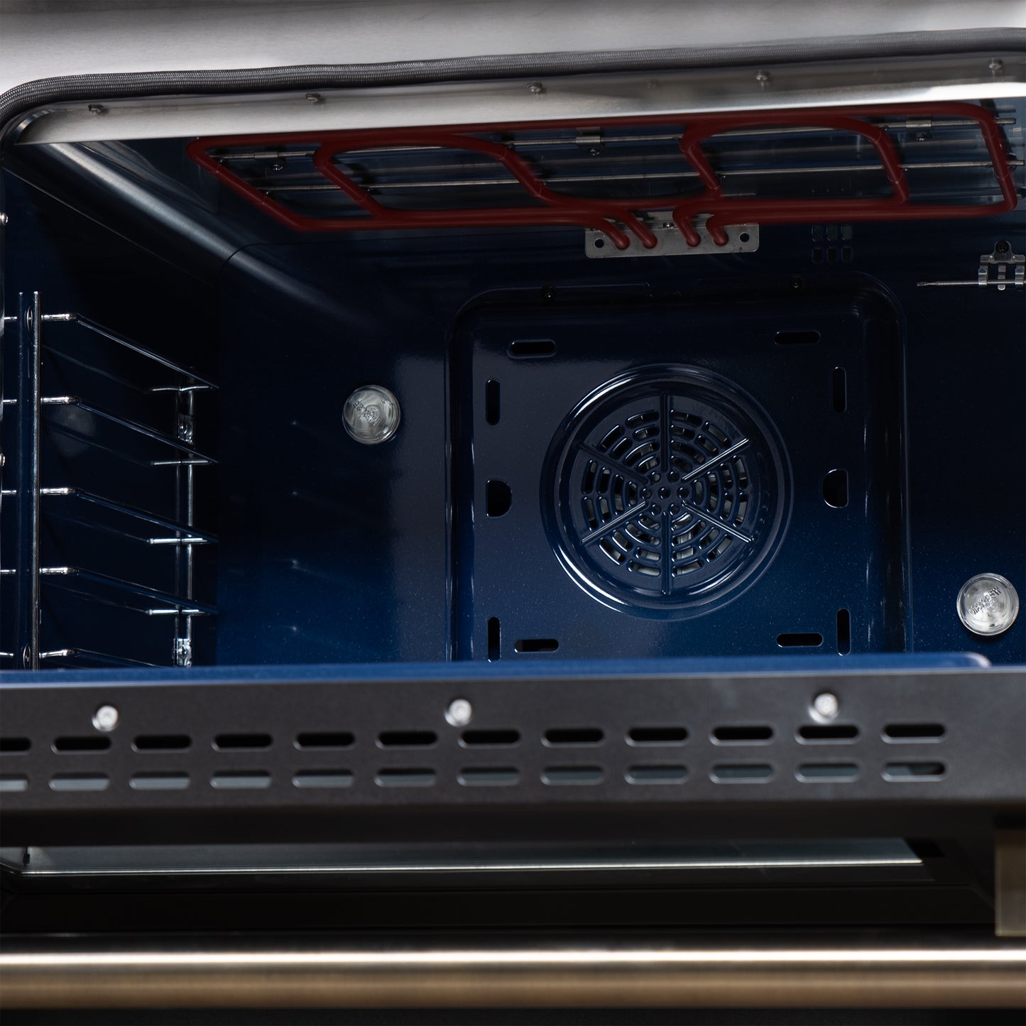 Cuisinière bi-énergie autonome Forno Massimo de 48 pouces, noire, avec accessoires en laiton antique, 8 brûleurs et four à convection de 6,58 pi³.