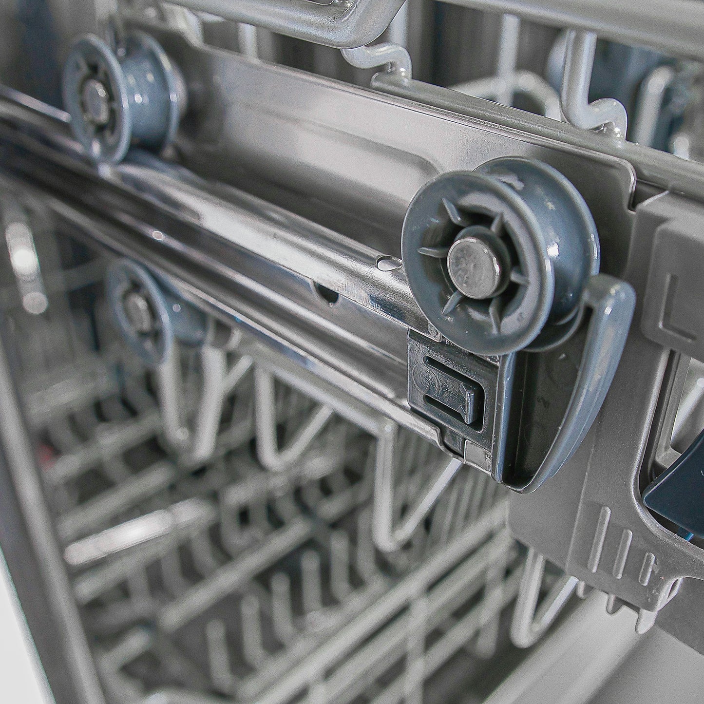 Lave-vaisselle encastré Forno Pozzo de 24 pouces, cuve haute, commandes par le haut, acier inoxydable, 49 dBA, certifié ENERGY STAR