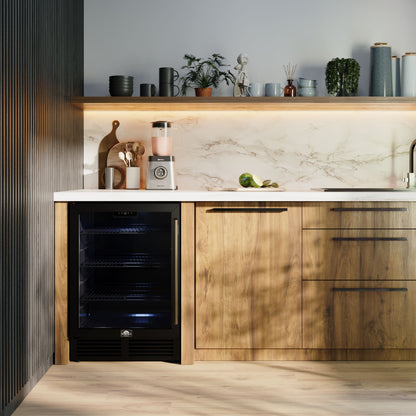 Enfriador de bebidas Forno Frescolino de 24 pulgadas, negro con manijas de latón antiguo, con iluminación LED, puerta de triple vidrio, capacidad para 188 latas, empotrado o independiente