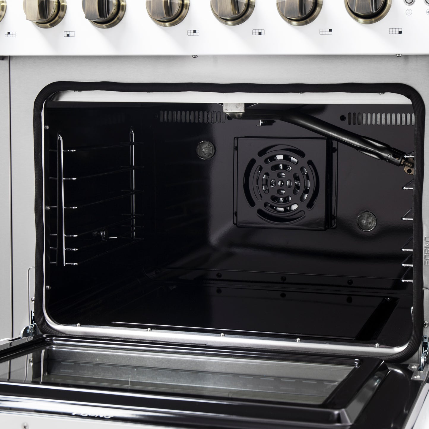 Cuisinière à gaz autonome à portes françaises Forno Galiano de 48 pouces, blanc et laiton antique