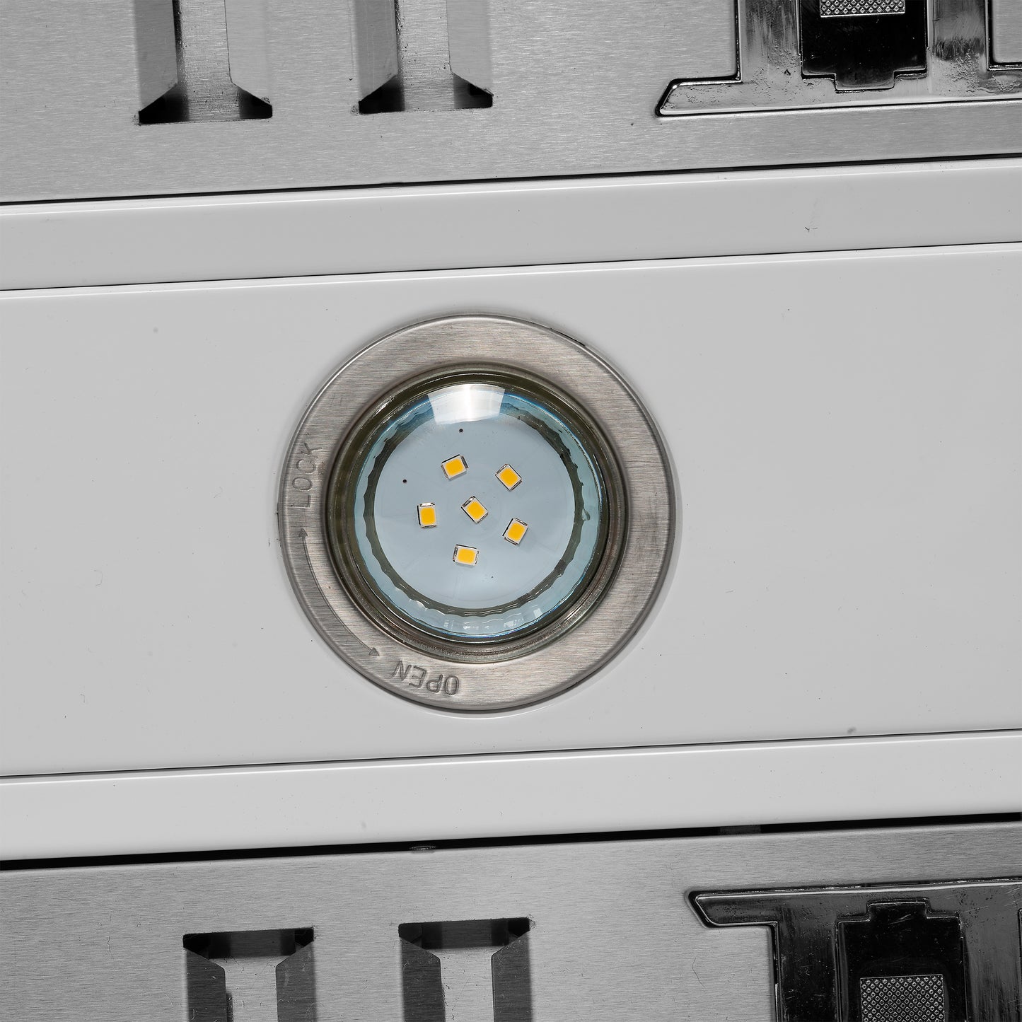 Campana extractora de pared Forno Aria de 48 pulgadas en color blanco