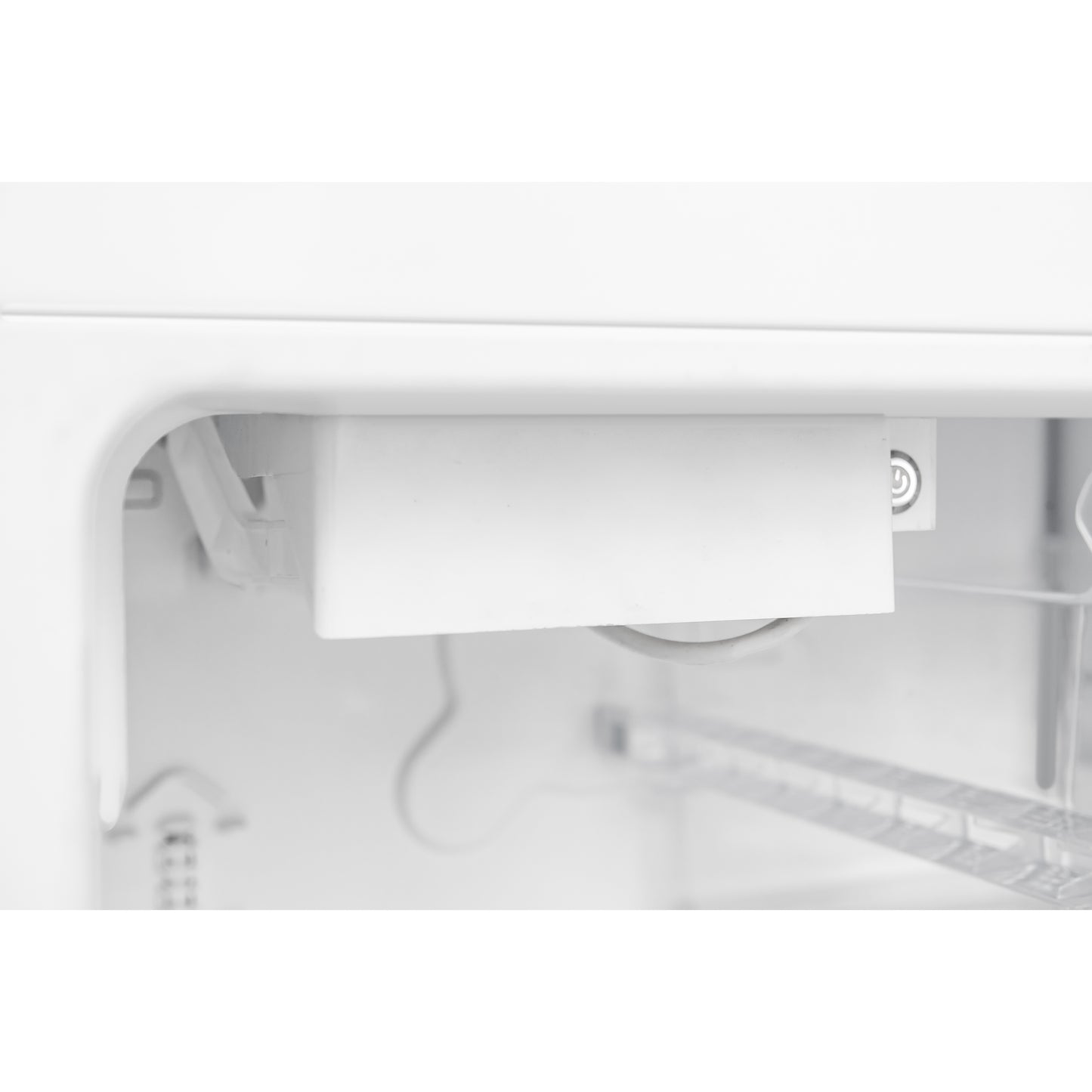 Forno Rivestito 22 Inch Panel Ready Refrigerador con Congelador Inferior, 8.6 cu. ft., Fabricador de Hielo, Total No Frost, Enfriamiento Rápido y Congelación Rápida