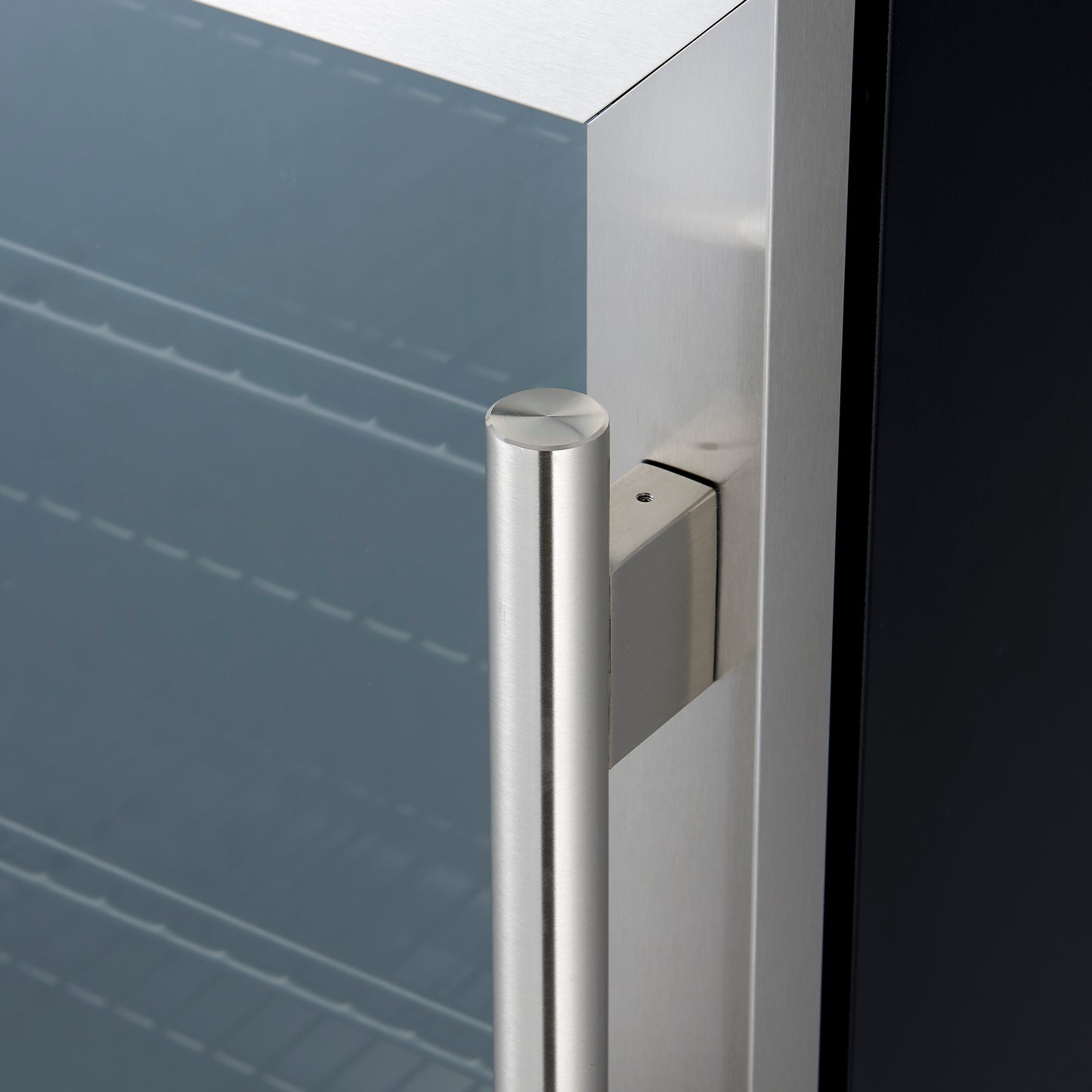 Enfriador de bebidas Forno Frescolino de 24 pulgadas, acero inoxidable, con iluminación LED, puerta de triple vidrio, capacidad para 188 latas, empotrado o independiente