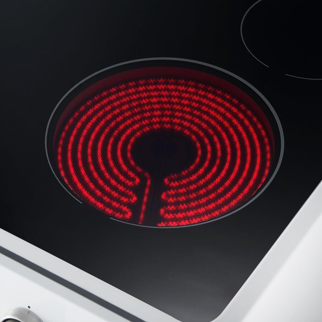 FFSEL6012 30WHT Leonardo Espresso Electric Range Burner On